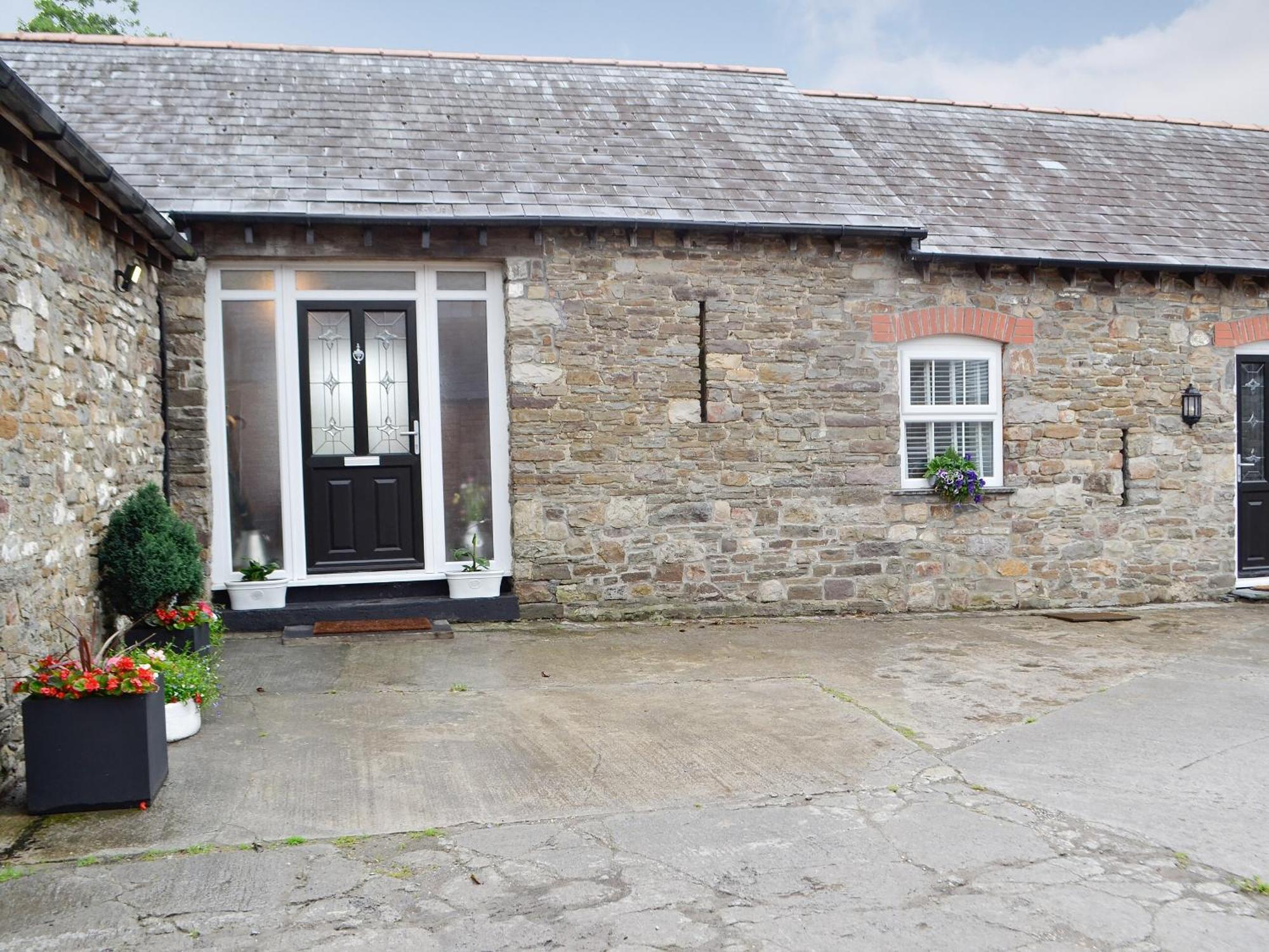 Sgubor Llwyndu Villa Betws  Exterior photo